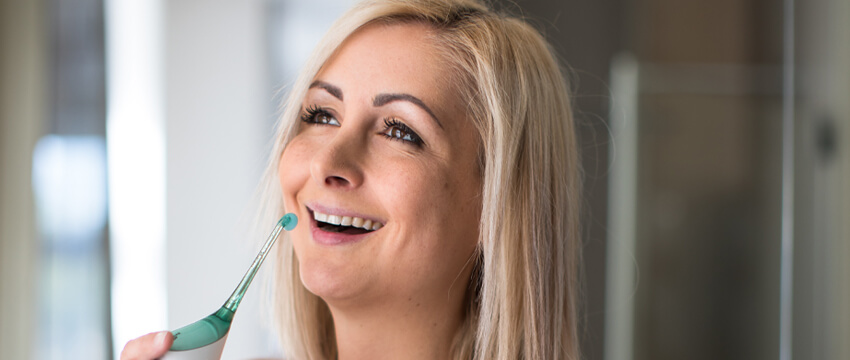 Are Water Flossers Any Good? The Innovative Flossing Benefits