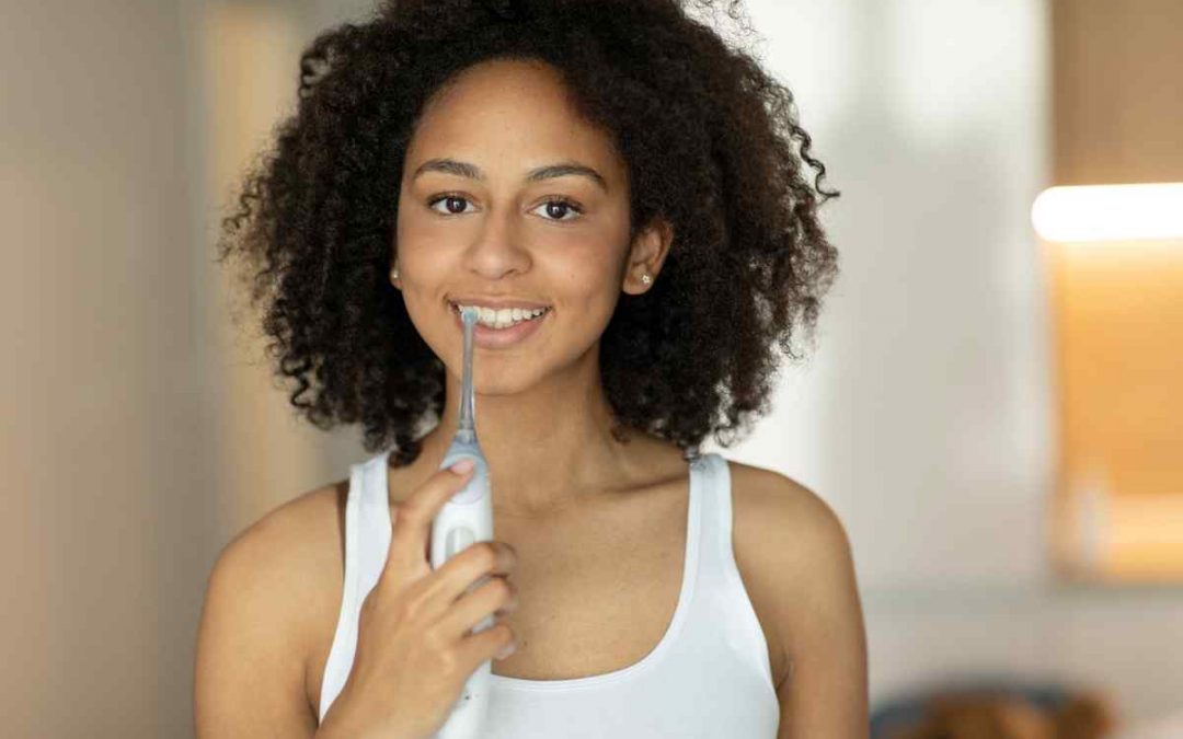 Unlock the Benefits of Water Flossing for Optimum Oral Health